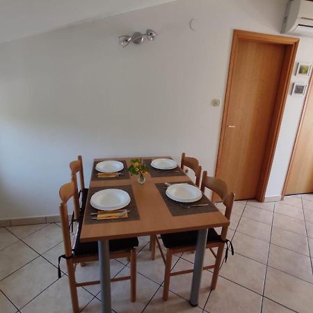 Apartmani Danica Risika Eksteriør billede