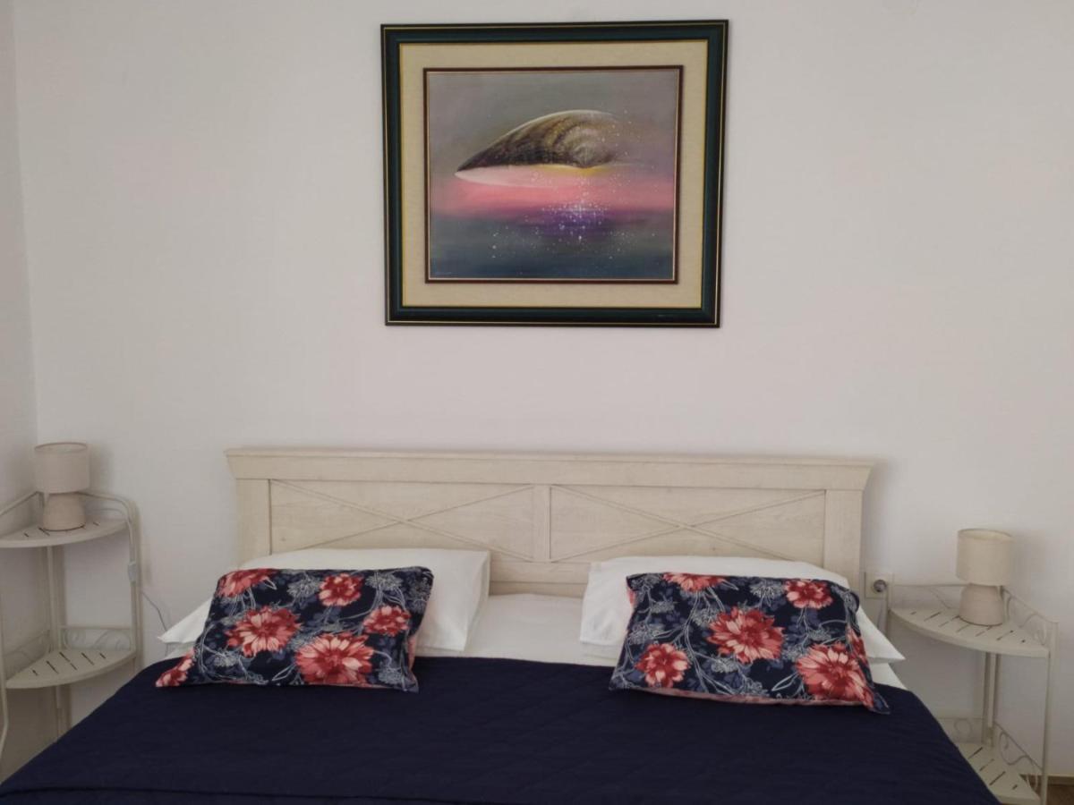 Apartmani Danica Risika Eksteriør billede